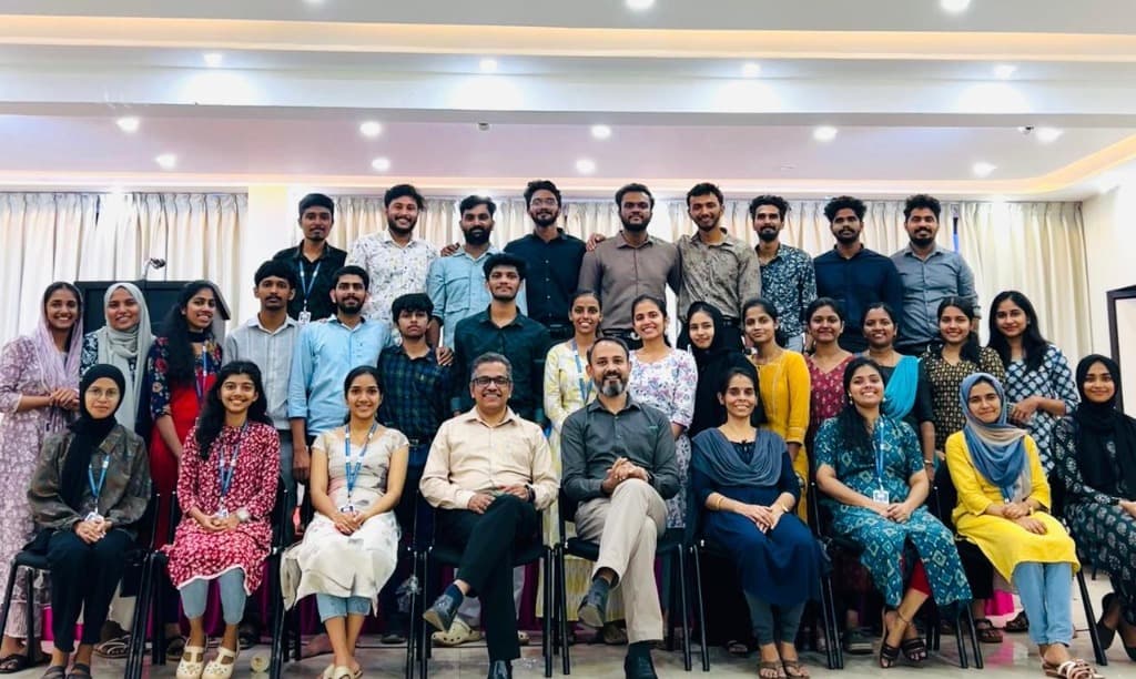 Manesh Rineesh & Associates professional team